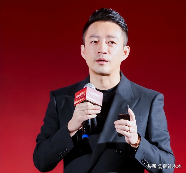 汪小菲喊话起诉抖音副总！晒出离婚裁定书，暴露大S隐私遭痛批